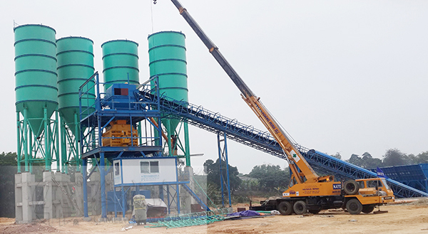 長城建機(jī)越南hzs180攪拌站