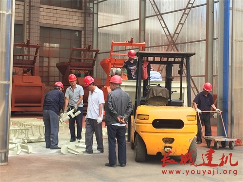 一套時產500噸水穩(wěn)拌合站多少錢?