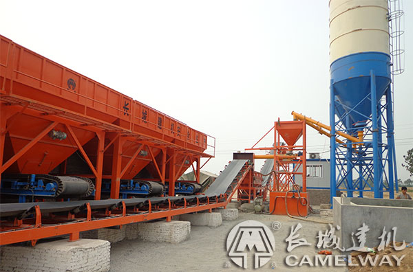 水泥穩(wěn)定土拌和機
