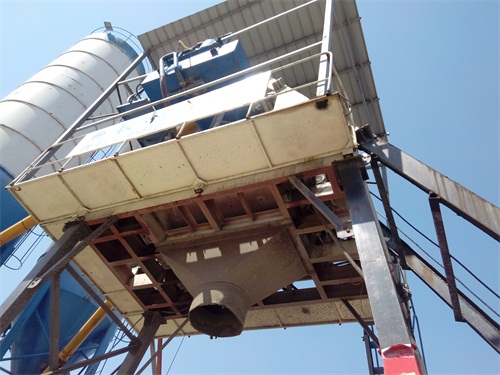 750攪拌機和1200配料機