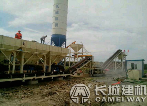 500水穩(wěn)站一個(gè)小時(shí)出多少方料