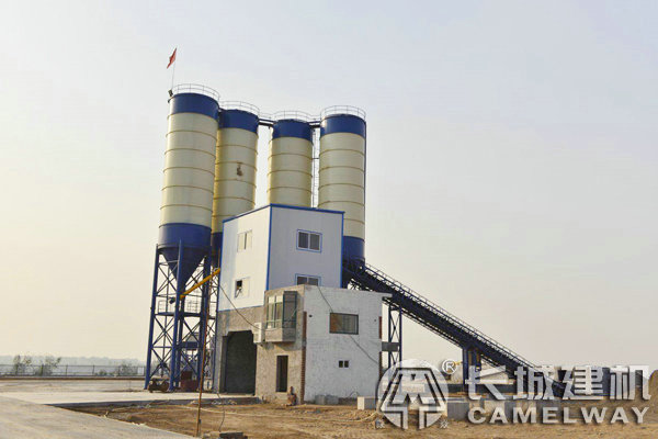 雙主機(jī)HZS90的混凝土攪拌站