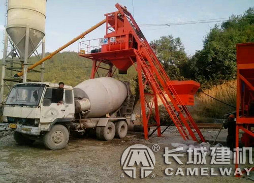 混泥土800型配料機(jī)攪拌機(jī)