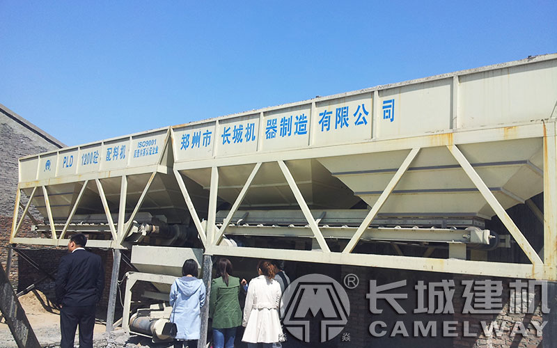 混凝土配料機在鄭州哪個廠家比較不錯，價格如何