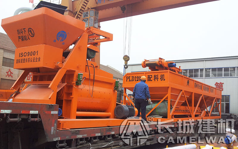 35混凝土攪拌站多大產(chǎn)量，設(shè)備特點(diǎn)是什么