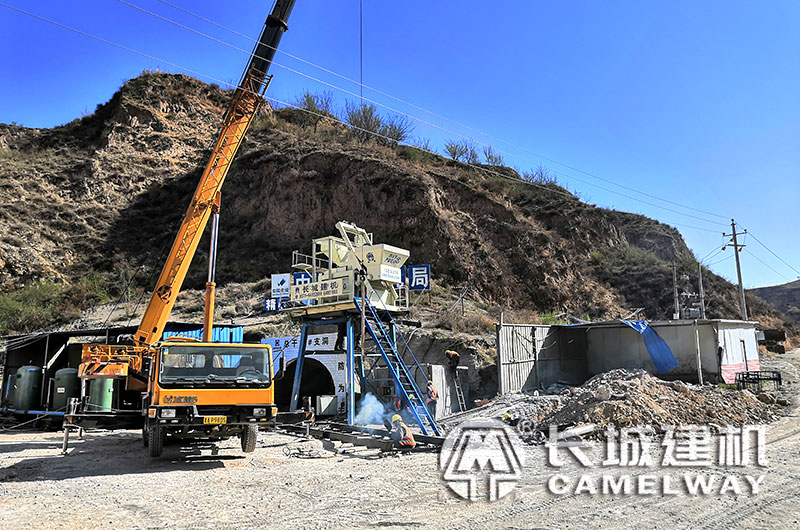 混凝土拌合站現(xiàn)場(chǎng)實(shí)景