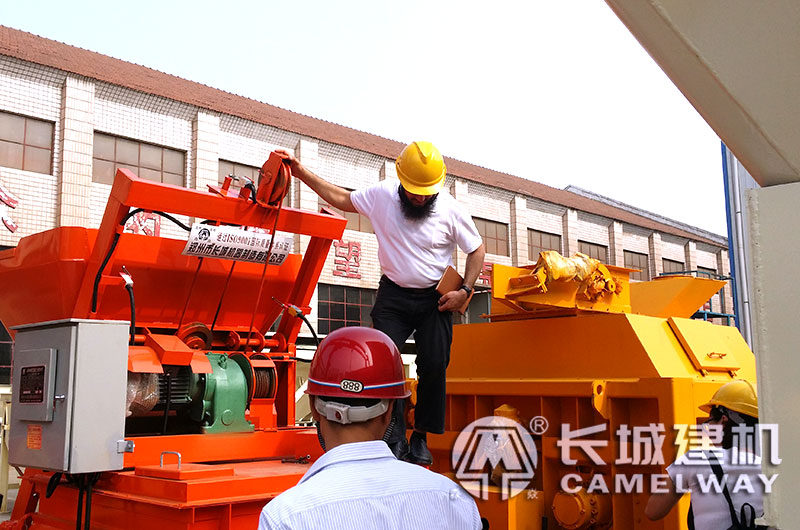 來(lái)長(zhǎng)城建機(jī)選水穩(wěn)攪拌機(jī) 來(lái)長(zhǎng)城建機(jī)選水穩(wěn)攪拌機(jī)