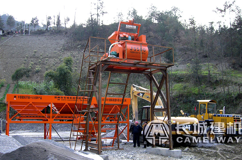 25攪拌站設(shè)備實(shí)景 25攪拌站設(shè)備實(shí)景