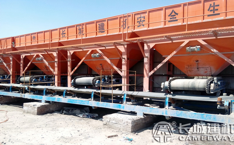 長城建機(jī)-穩(wěn)定土拌和站配料機(jī)圖片 長城建機(jī)-穩(wěn)定土拌和站配料機(jī)圖片